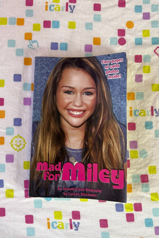 MAD FOR MILEY BOOK*