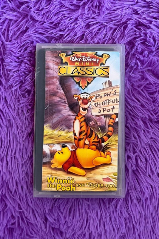 WINNIE THE POOH AND TIGGER TOO VHS*