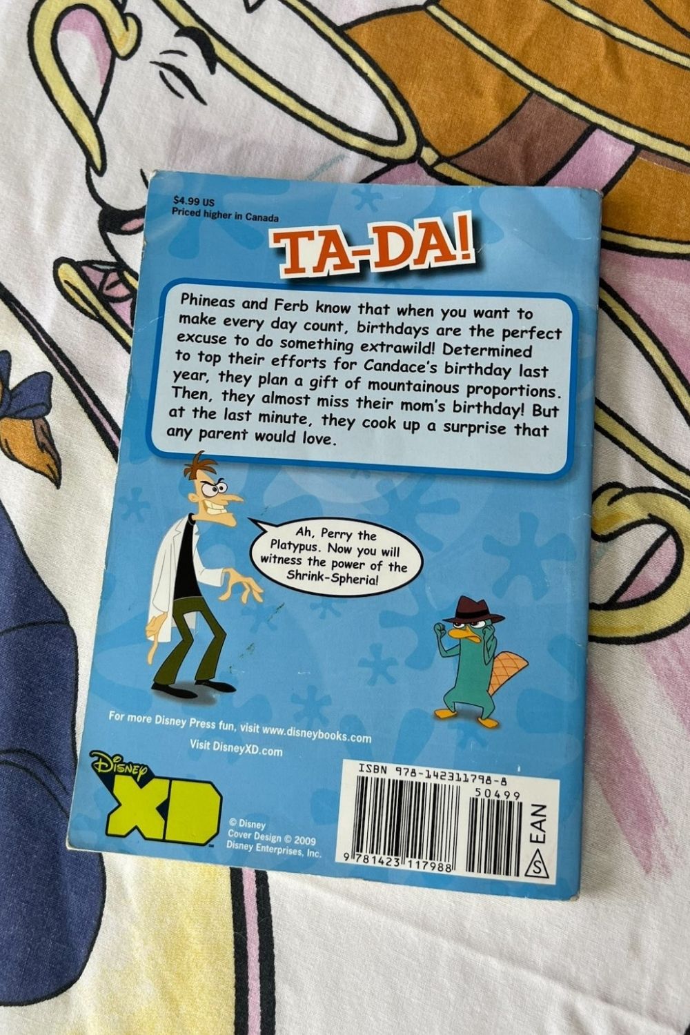 PHINEAS AND FERB: WILD SURPRISE BOOK*