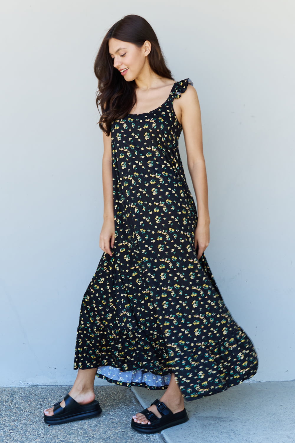 NOW AND THEN FLORAL MAXI DRESS