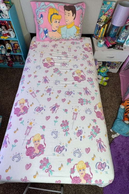 BARBIE TWIN BEDSHEET*