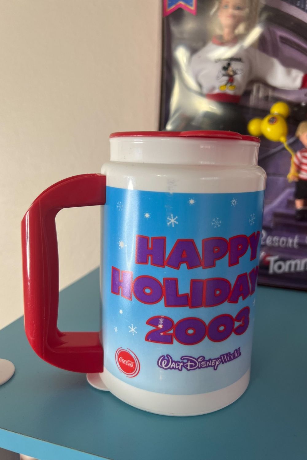 2003 HOLIDAY DISNEY MUG*