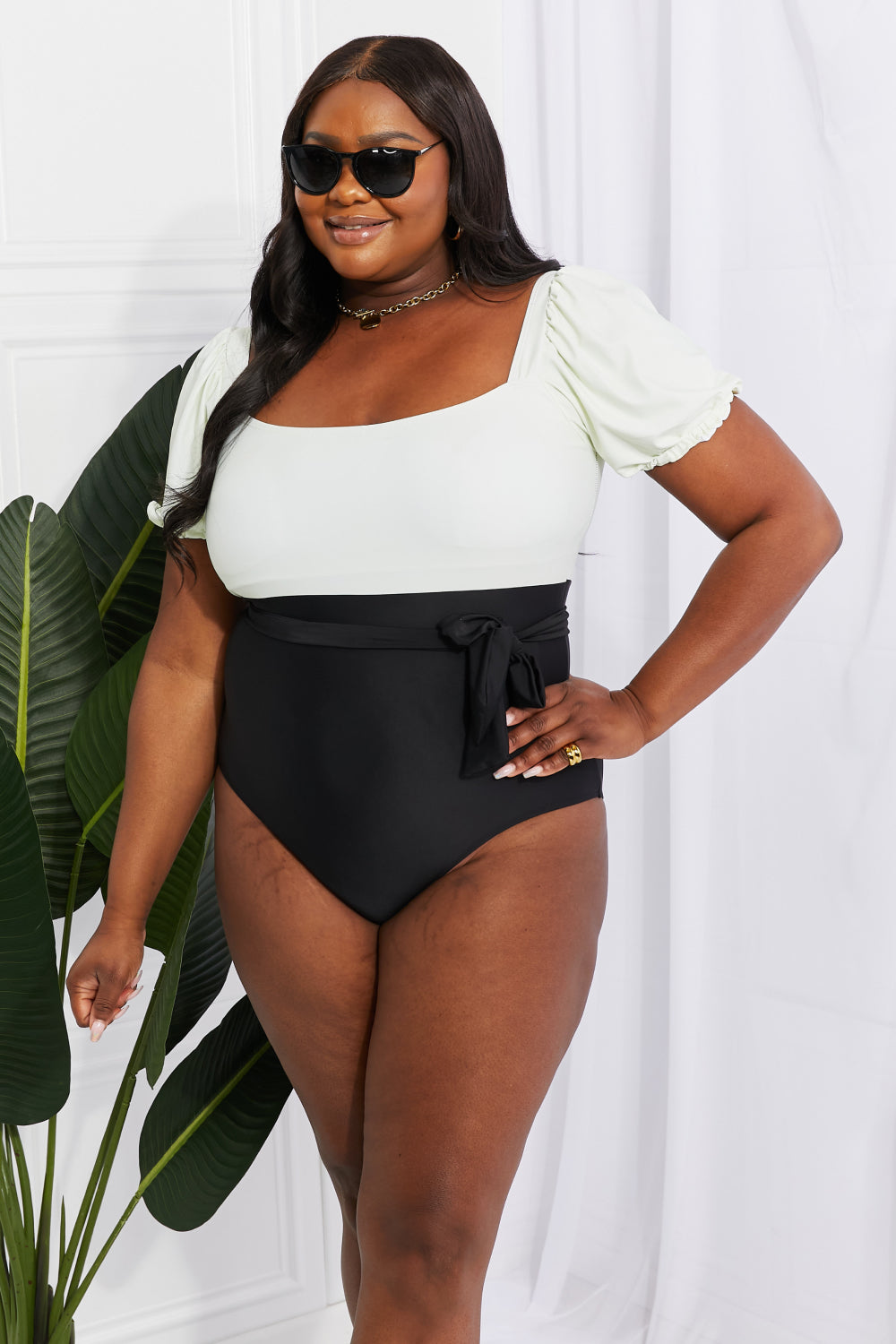 YACHT PARTY VIBE PUFF SLEEVE ONE-PIECE