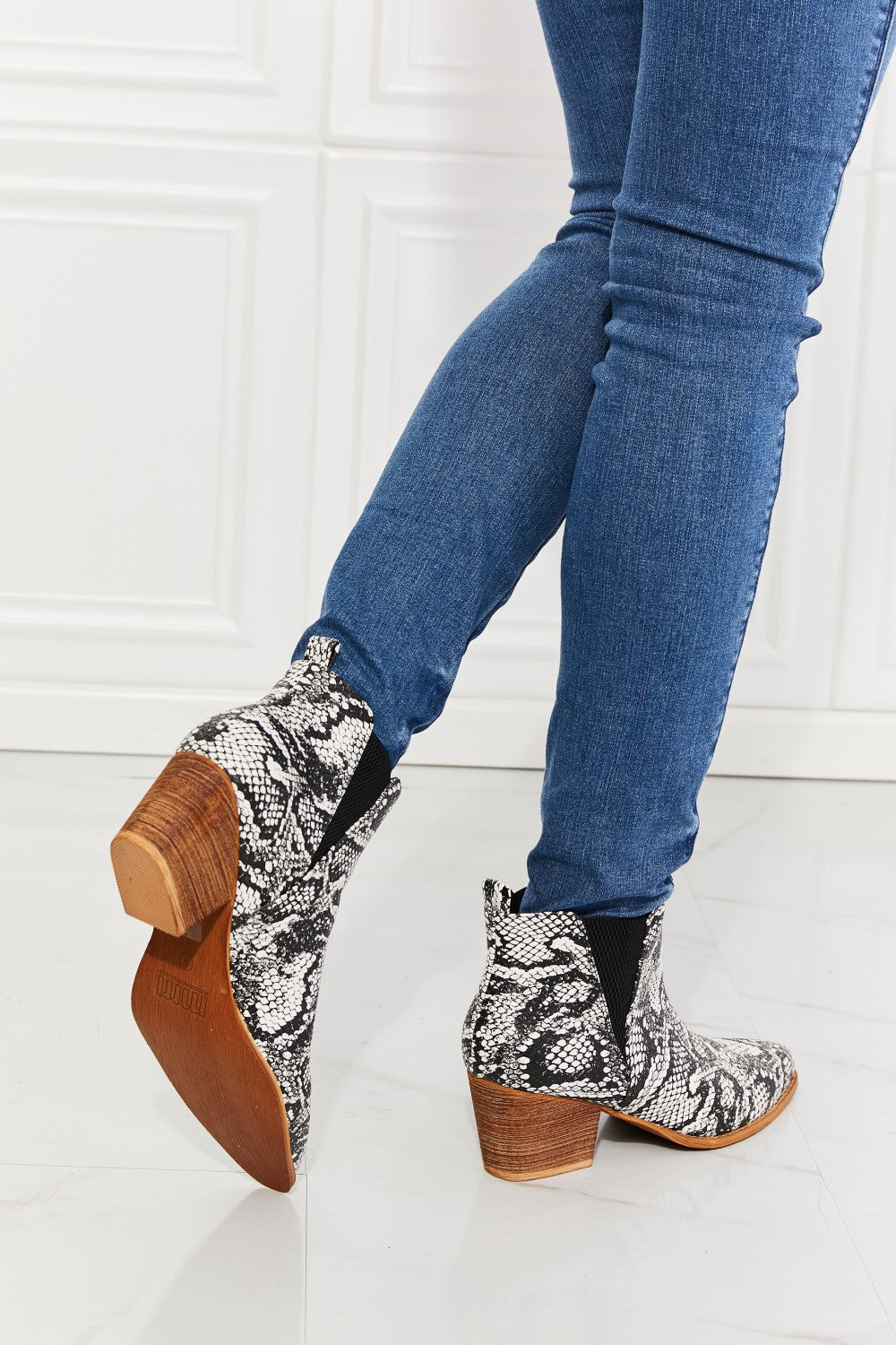 SHOW STOPPER SNAKESKIN POINT TOE BOOTIES
