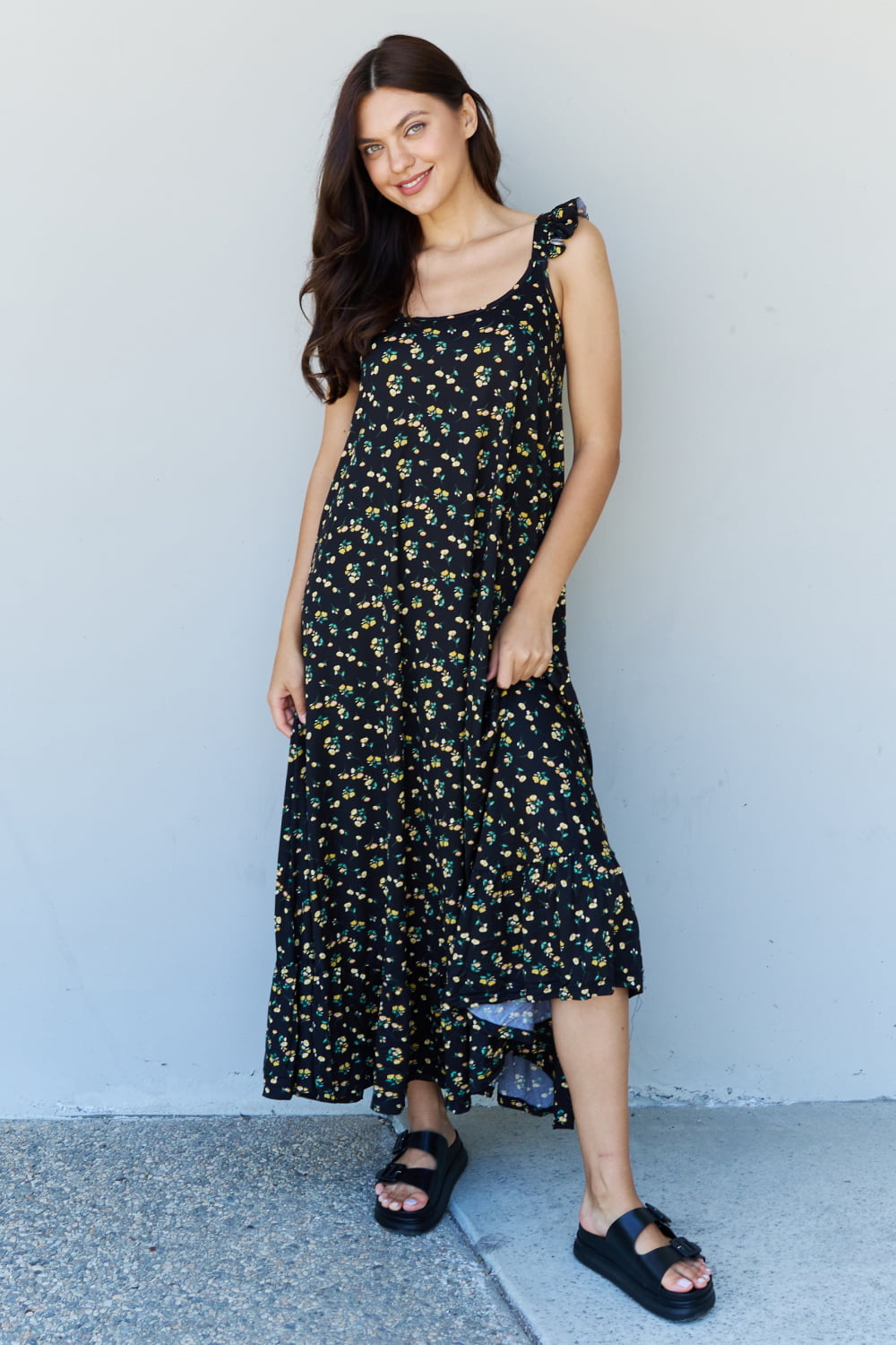 NOW AND THEN FLORAL MAXI DRESS